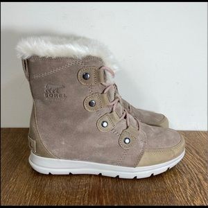 Sorel Explorer Joan Waterproof Lace Up Women’s 8.5